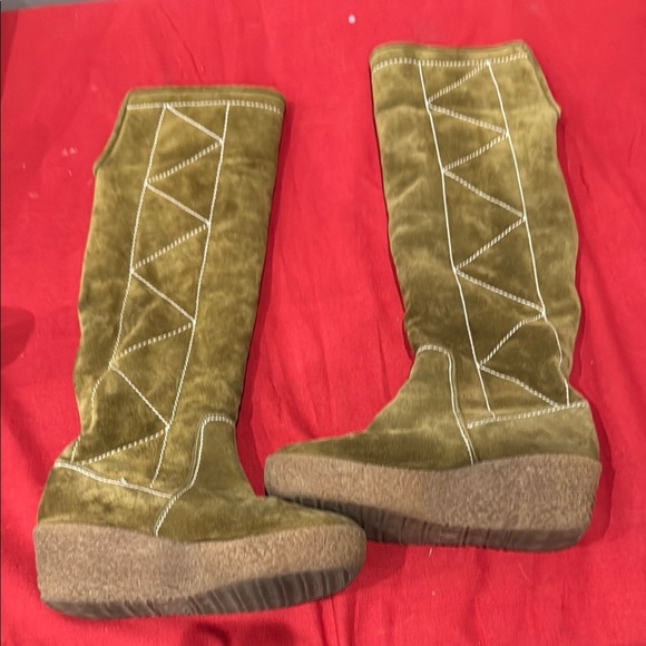 Olive Green Knee-High Wedge Boots - Picture 1 of 3